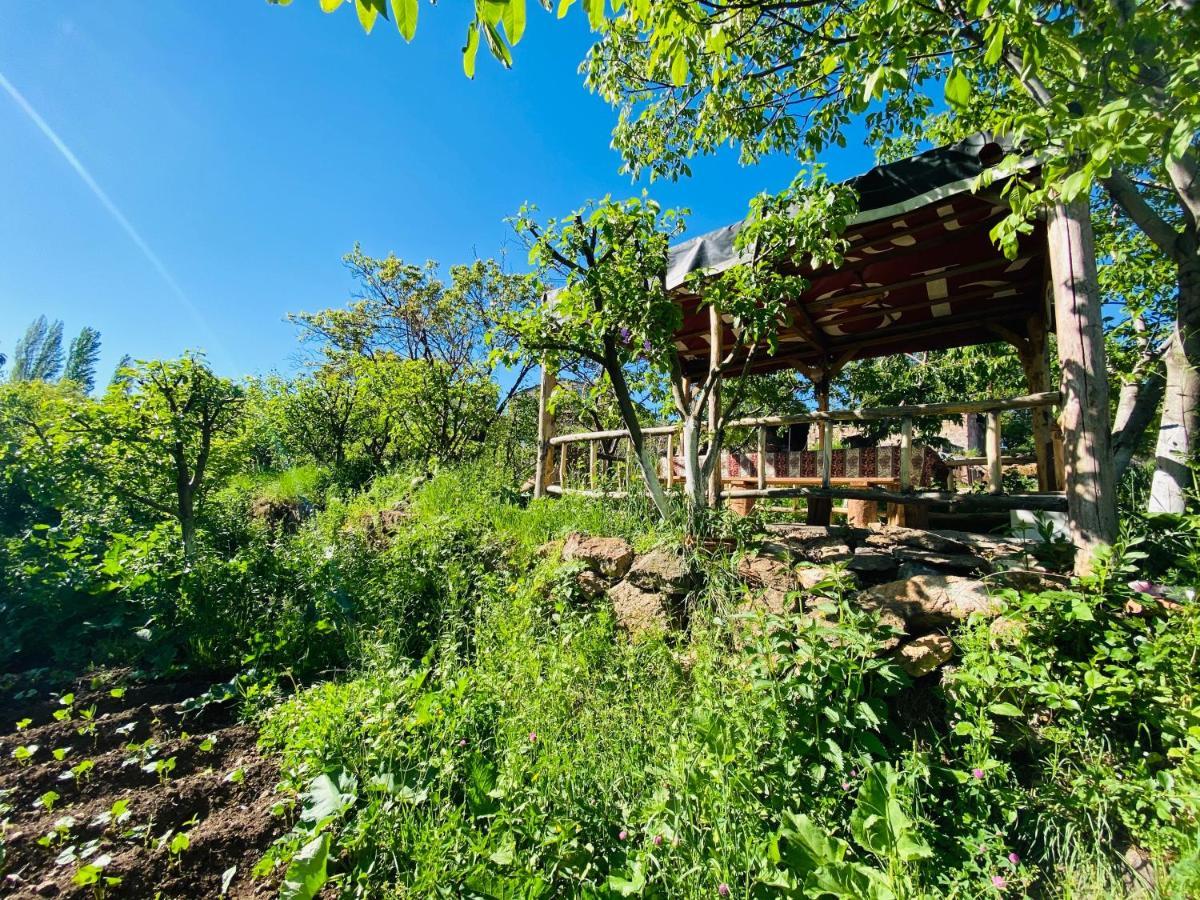 Byurakan Guesthouse & Cottage Kültér fotó