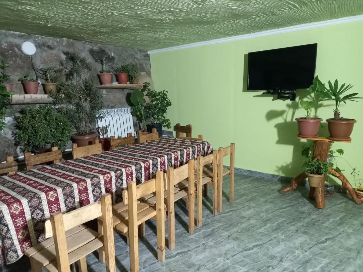 Byurakan Guesthouse & Cottage Kültér fotó