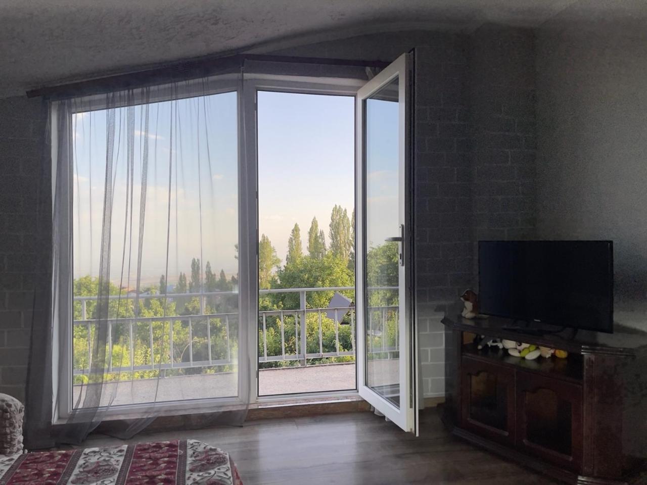 Byurakan Guesthouse & Cottage Kültér fotó